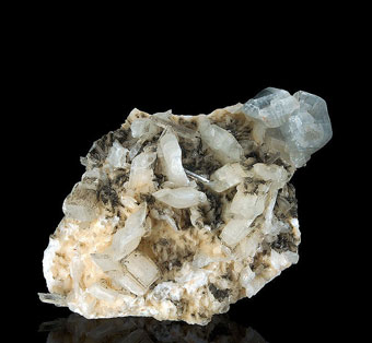 Dolomite, Quartz - Traveresella mine, Traversella, ,Piedmont, Italy