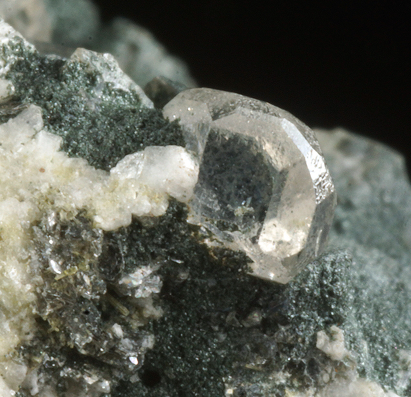 Apatite - Formazza Valley, Verbano-Cusio-Ossola, Piedmont, Italy