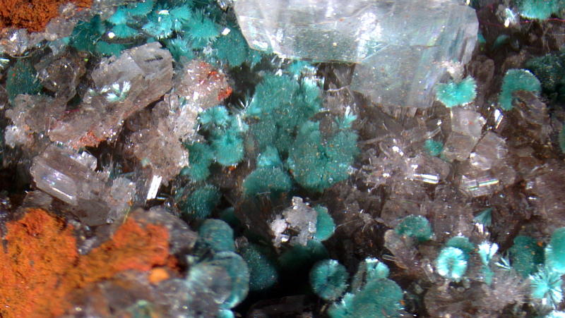 Rosasite, Hemimorphite - Ojuela mine, Mapim�, Durango, Mexico