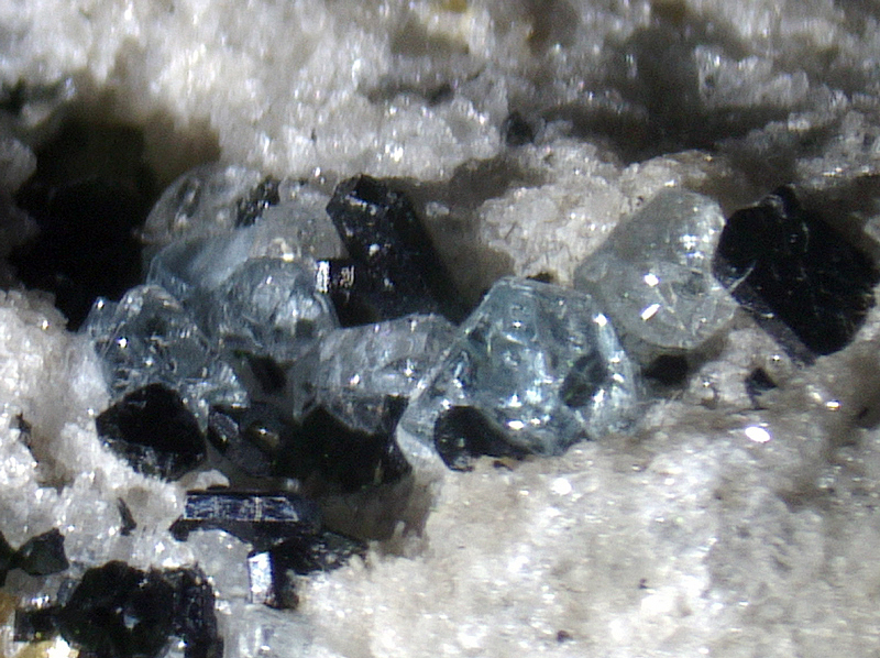 Ha�yne, Augite, Titanite - Niedermendig, Eifel Volcanos, Rhineland,Palatinate - Germany