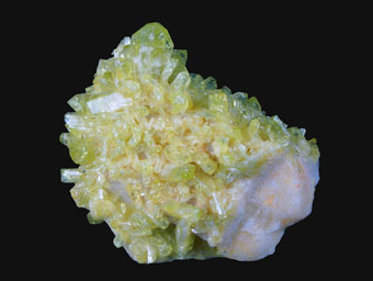 Brazilianite on Albite - C�rrego Frio mine, Lin�polis, Minas Gerais, Brazil