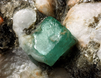 Beryl var. Emerald, Pizzo Marcio, Vigezzo Valley, Piedmont, Italy