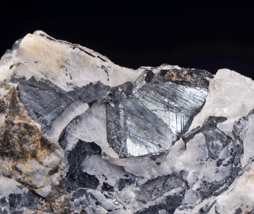 Braunite - Praborna Mine, Saint-Marcel, Aosta Valley, Italy