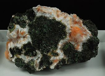 Thomsonite and mesolite - Deshgaon � Burhanpur � Madhya Pradesh - India