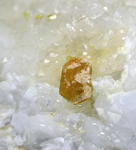 Bastn�site-(Ce) - Trimouns, Luzenac, Ariege, France