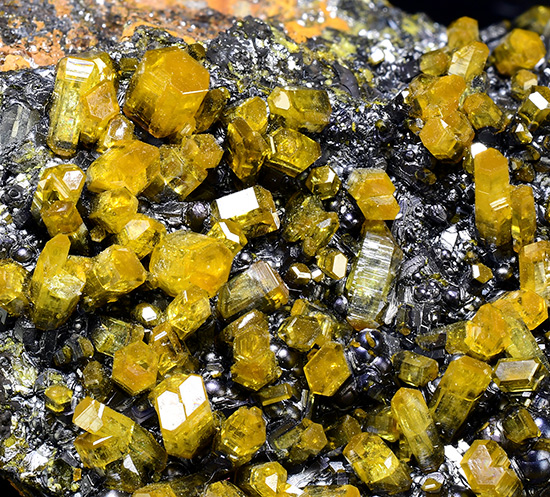 Mimetite - Guatomo Mine ('Hat Yai' mimetite locality), Tham Thalu, Bannang Sata District, Yala Province, Thailand.